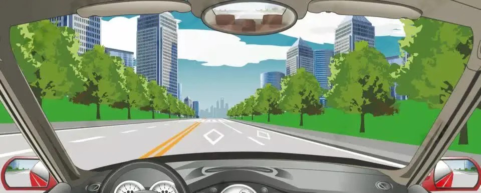 行经这种交通标线的路段要加速行驶。
