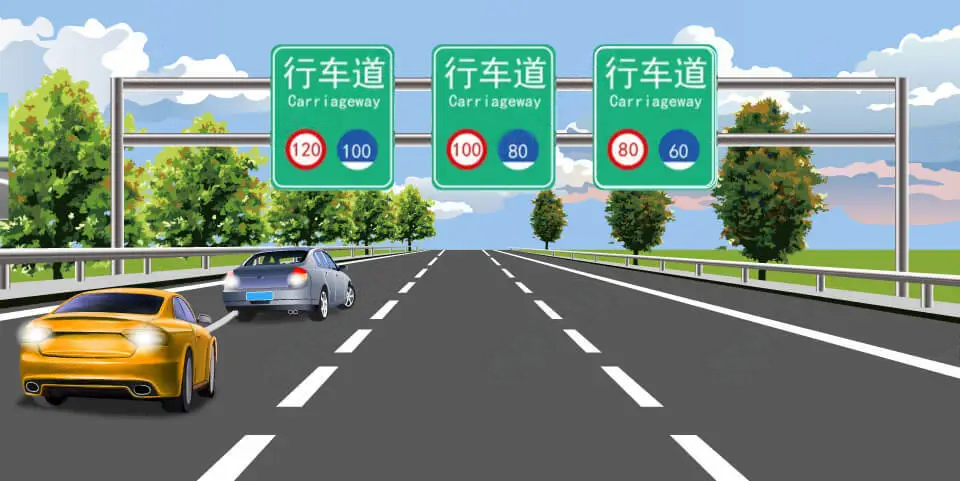 图中在高速公路牵引故障车的做法符合安全要求。