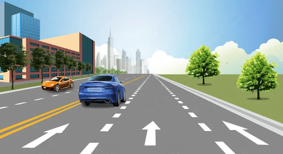 这段道路蓝车所在车道是什么车道?