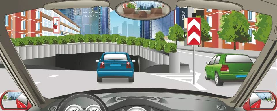 如图所示，右侧标志警示前方道路两侧不能通行。