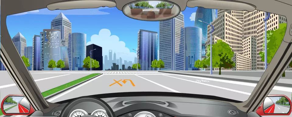 图中路面黄色标记指示前方路口禁止掉头。