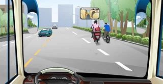 驾驶机动车在这种情况下正确的做法是什么？（如图）